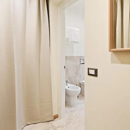 Cinque Terre The Promenade - Two Bathrooms *